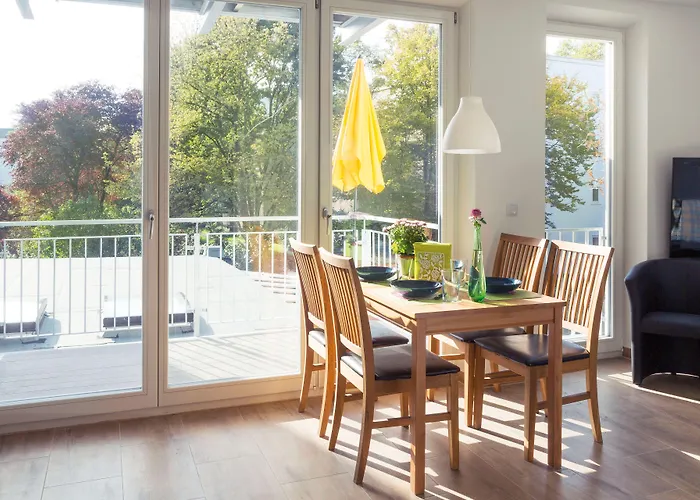 瓦尔特堡11号公寓 *